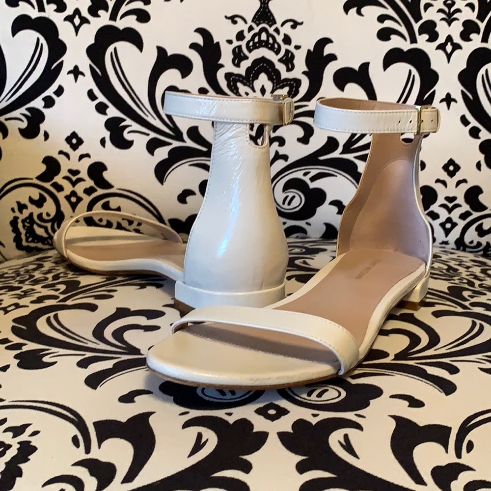 Stuart Weitzman Nudistflat Sandal